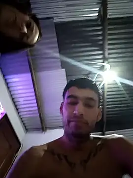 love birds 69 online show from 12-16-25, 12:04