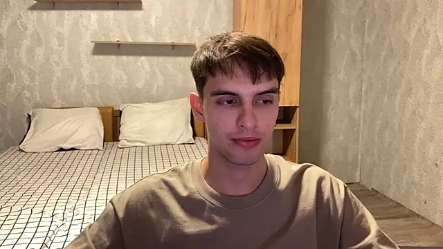 Snapshot of elliot_scott chatting on 09-12-25, 01:55 elliot scott online show from 09-12-25, 01:55