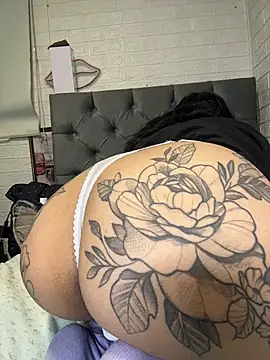 SALOME KORLAND online show from 11-15-25, 05:09