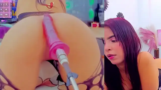 Snapshot of Athena_Jackson_ chatting on 11-11-25, 10:32 Athena Jackson online show from 11-11-25, 10:32