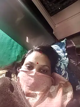 Snapshot of SHWETA1180 chatting on 11-14-25, 08:13 SHWETA1180 online show from 11-14-25, 08:13