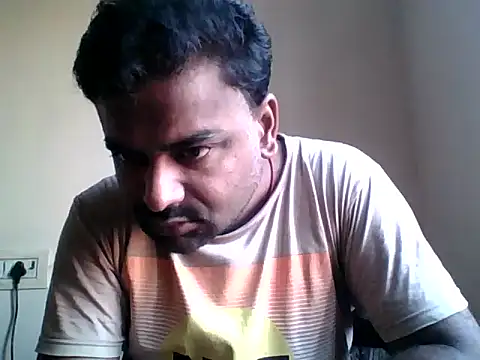 sree4143 online show from 10-12-25, 01:37