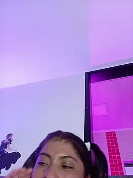 Fox Roxxan online show from 02-03-26, 06:51