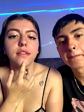 Snapshot of antonelaXantonysex chatting on 10-10-25, 06:07 antonelaXantonysex online show from 10-10-25, 06:07