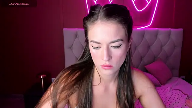 StacyWells online show from 09-21-25, 01:40