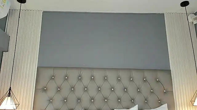 SofiAdanss online show from 09-26-25, 11:36