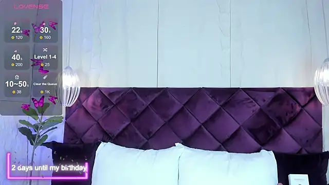 Snapshot of SofiAdanss chatting on 01-11-26, 11:37 SofiAdanss online show from 01-11-26, 11:37