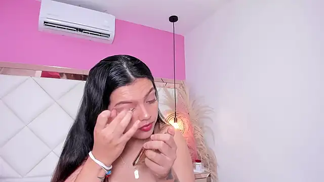 Lucianaa Collins online show from 11-06-25, 12:50