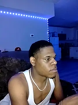 Snapshot of MrGreenbeanbean88 chatting on 11-06-25, 05:30 MrGreenbeanbean88 online show from 11-06-25, 05:30