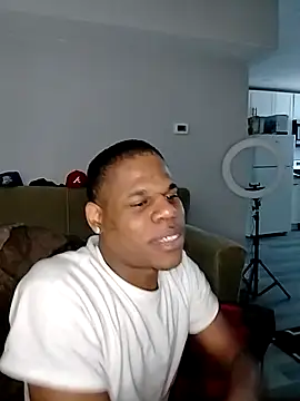 Snapshot of MrGreenbeanbean88 chatting on 11-24-25, 07:57 MrGreenbeanbean88 online show from 11-24-25, 07:57