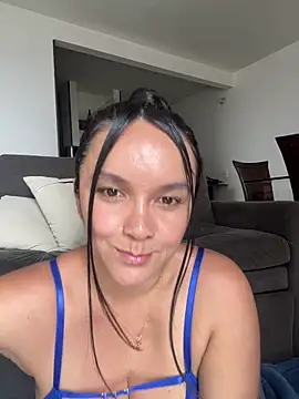 Snapshot of Nova_Gabriela chatting on 10-27-25, 03:05 Nova Gabriela online show from 10-27-25, 03:05