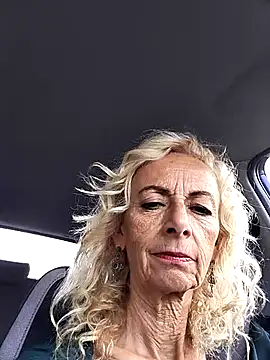 clarabell4 online show from 09-30-25, 06:51