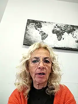 clarabell4 online show from 11-28-25, 08:39