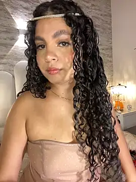 Yassy vazquez online show from 10-25-25, 07:41