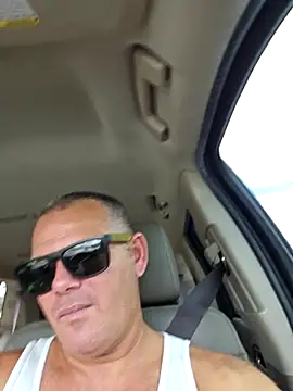 Snapshot of cubanitofeliz40 chatting on 10-06-25, 06:27 cubanitofeliz40 online show from 10-06-25, 06:27