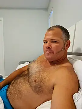 Snapshot of cubanitofeliz40 chatting on 10-22-25, 11:32 cubanitofeliz40 online show from 10-22-25, 11:32