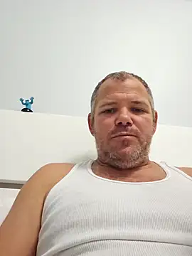 cubanitofeliz40 online show from 03-05-26, 12:23