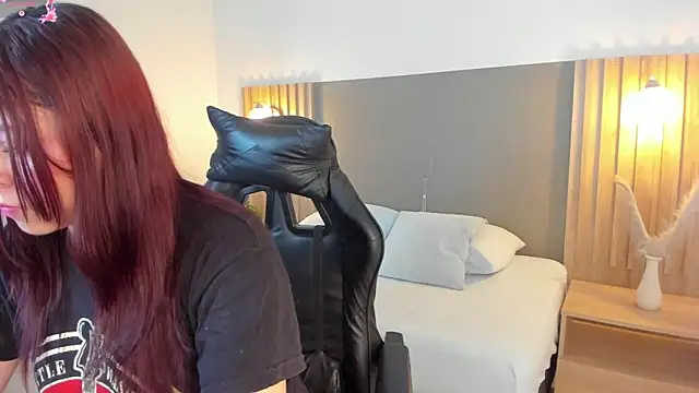 emma fhox online show from 09-16-25, 02:12