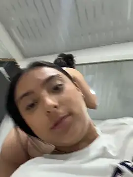 nicolexxaleja online show from 02-11-26, 03:00