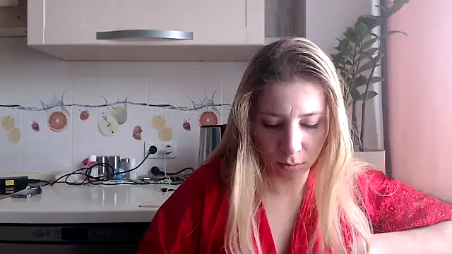 Snapshot of VintageBlue chatting on 12-18-25, 05:46 VintageBlue online show from 12-18-25, 05:46