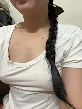 LinYi Office online show from 11-18-25, 09:41