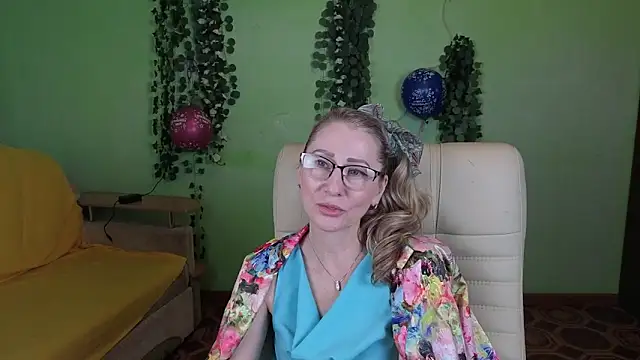 Habibi Honeyy online show from 09-26-25, 05:00