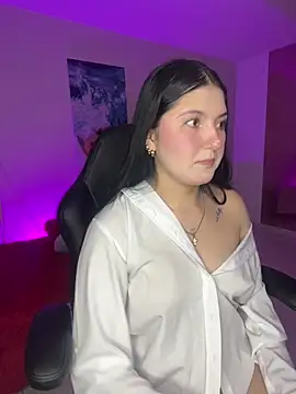 Snapshot of Celestee69 chatting on 09-29-25, 08:02 Celestee69 online show from 09-29-25, 08:02