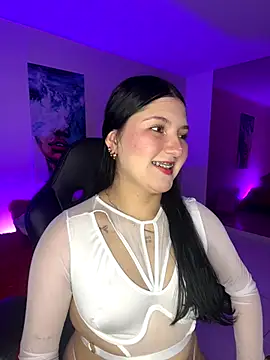 Snapshot of Celestee69 chatting on 10-03-25, 07:44 Celestee69 online show from 10-03-25, 07:44