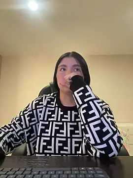 Snapshot of Celestee69 chatting on 02-09-26, 07:40 Celestee69 online show from 02-09-26, 07:40