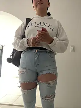 Snapshot of Celestee69 chatting on 02-23-26, 07:33 Celestee69 online show from 02-23-26, 07:33