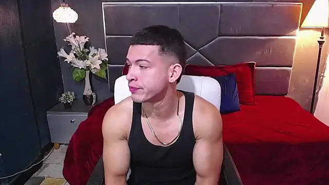 ethan rodgers online show from 10-10-25, 01:54