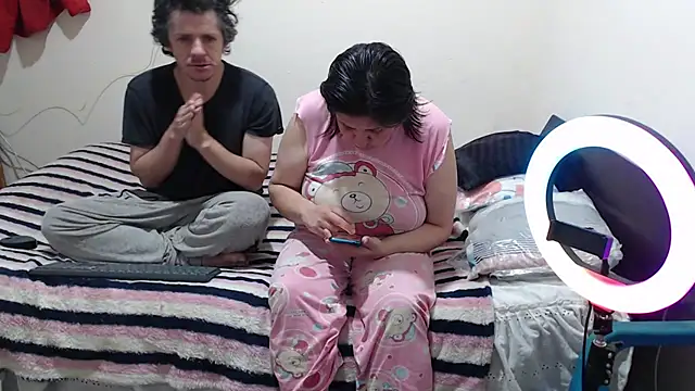 jade noah  online show from 10-07-25, 11:40