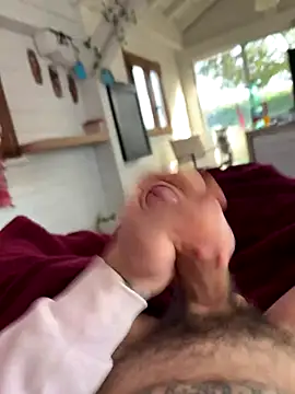 Snapshot of veriteeee_ chatting on 10-28-25, 01:14 veriteeee online show from 10-28-25, 01:14