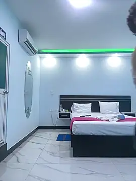 franciscommx online show from 10-25-25, 07:52