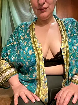 FetishIris online show from 10-22-25, 05:56