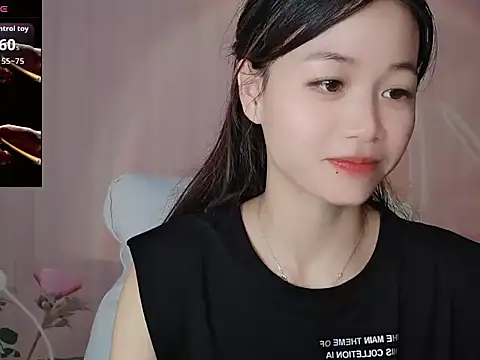 Snapshot of Lele-Baby chatting on 09-09-25, 01:05 Lele-Baby online show from 09-09-25, 01:05