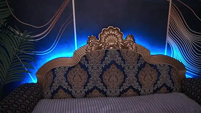 IvyLaurent online show from 11-11-25, 06:35