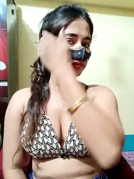 Snapshot of Nishi-2 chatting on 10-11-25, 12:43 Nishi-2 online show from 10-11-25, 12:43