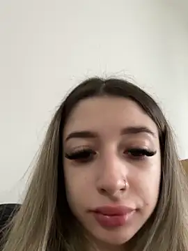 OdetteMason online show from 03-24-26, 06:07