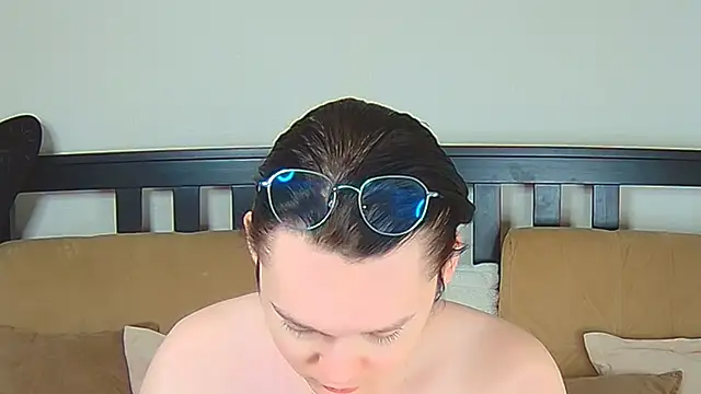 Derek Carter online show from 10-21-25, 12:39