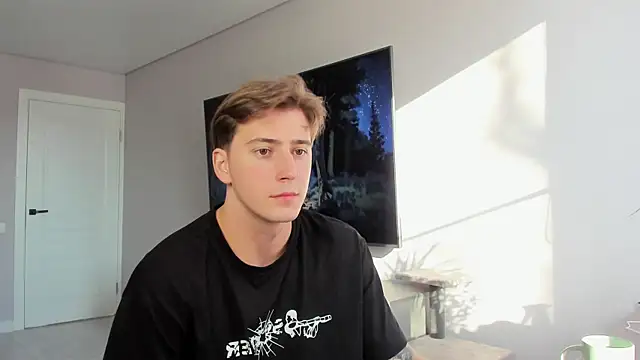 DaniHort online show from 02-15-26, 10:03