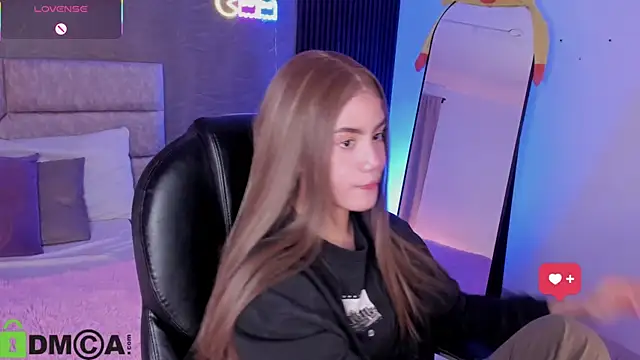 Arinextdoor online show from 01-19-26, 02:04