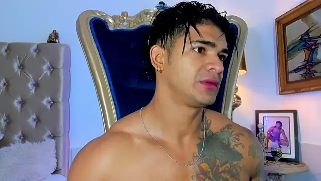 antonio  444 online show from 09-18-25, 09:55