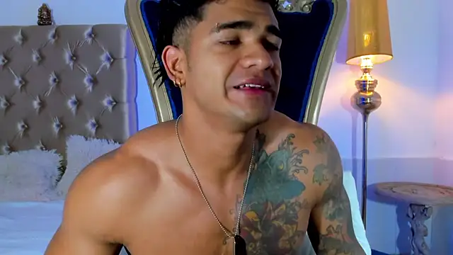 antonio  444 online show from 09-25-25, 09:13