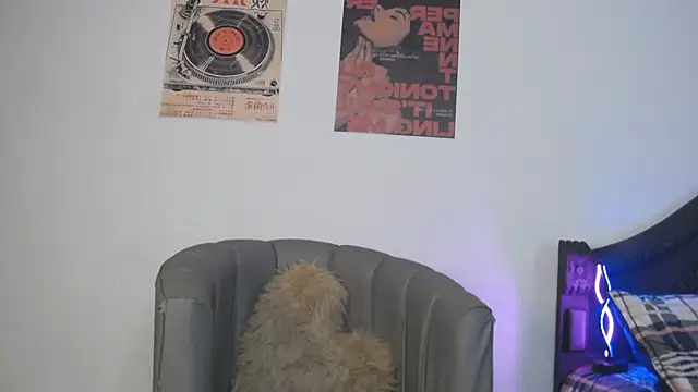 CoralieBronson online show from 02-24-26, 07:12