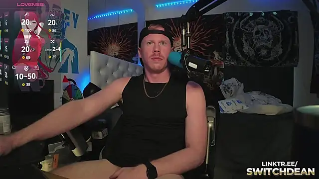 Snapshot of twunkdean chatting on 09-22-25, 04:42 twunkdean online show from 09-22-25, 04:42