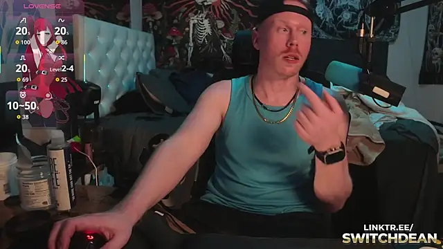 Snapshot of twunkdean chatting on 11-09-25, 04:11 twunkdean online show from 11-09-25, 04:11