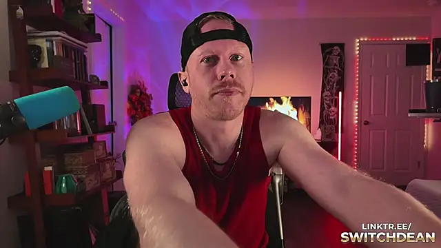 Snapshot of twunkdean chatting on 11-24-25, 07:24 twunkdean online show from 11-24-25, 07:24