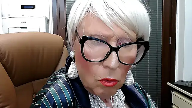 ROBY SWEETHOT online show from 10-13-25, 09:26