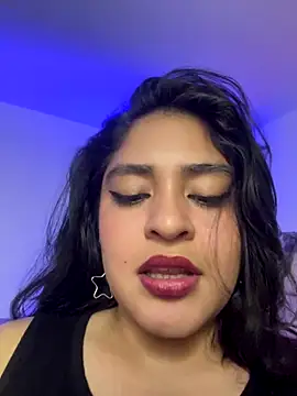 Snapshot of EmilyNoir1 chatting on 10-24-25, 12:30 EmilyNoir1 online show from 10-24-25, 12:30